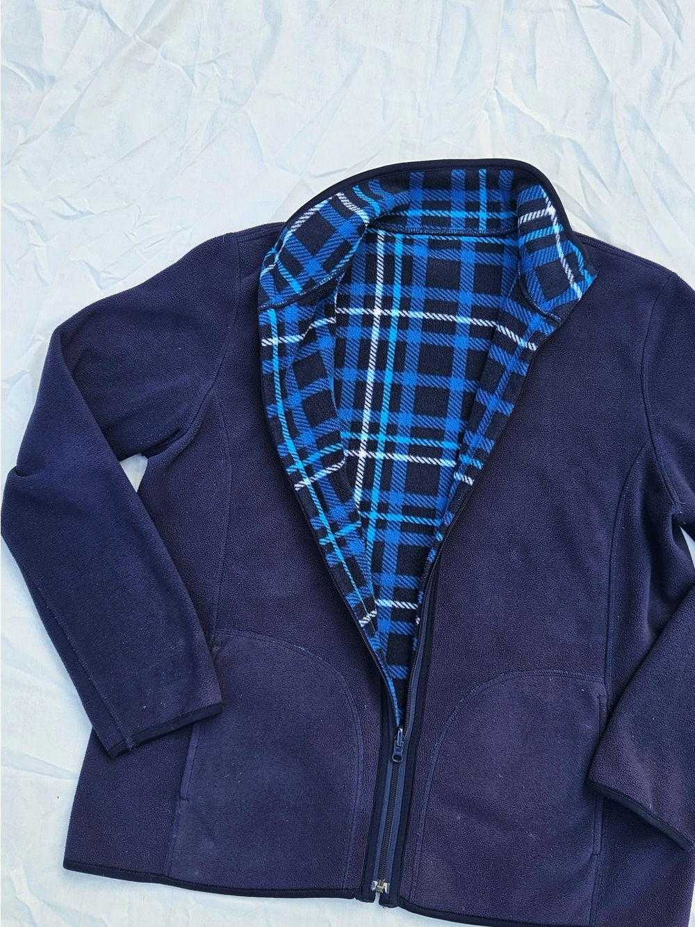 VINTAGE reversible blue plaid sweater - Picture 3 of 15